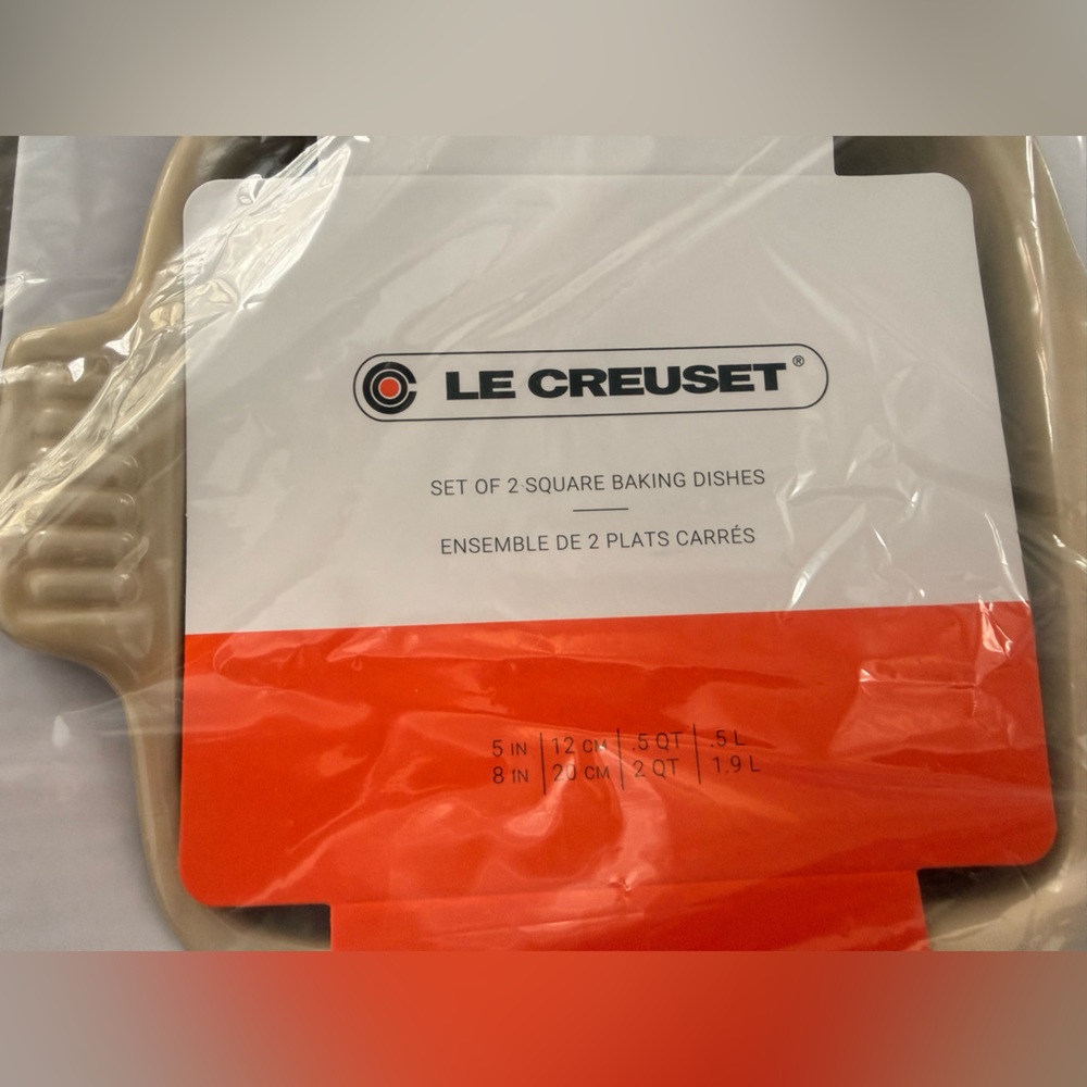 Le Creuset Cream Stoneware Baking Dish Set - Picture 2 of 7